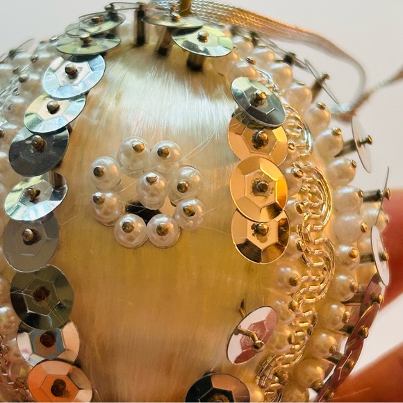 Vintage 1970 Handmade push pin ball ornaments set of 2 silver filagree p… - Picture 4 of 16